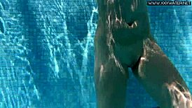 jessica lincoln, you’re the hottest underwater babe in that bikini!