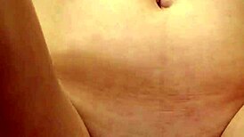 Amateur rides broker's cock in pawnshop 😏