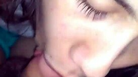 Mi Hermosa Novia HACIENDO UN ORAL!