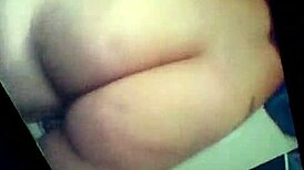 autumn george shakes her ass on webcam