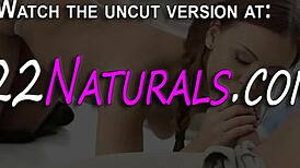 Hottie romantik dikongkek kuat oleh kontol besar malam liar. Wah, naik gila!