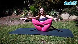 Slutty webcam shows cast reveals horny Katie Kush