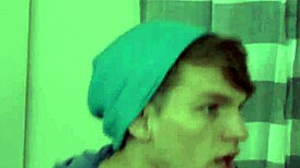 these kinky twinks are blowing kisses and eating dicks all day long