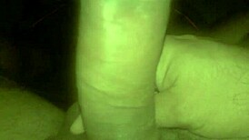 Nyt en smakfull handjob-økt 😋