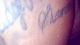 De inviterer deg med på dampende dusjknull