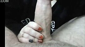 quick blowjob for stepbrother with no parents yet