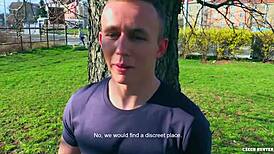 Czech Hunter 423 hookup untuk aksi liar