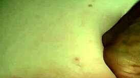 Hej RyanSteeleXXX, ako tvrdo vyjebeš túto mokrú BBW v hoteli?