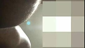 transa louca no sofa após ménage