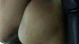 transa louca no sofa após ménage