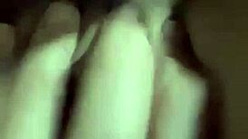 Metendo na brenda novinha muito safada