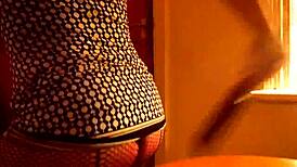 British Booty Bitch Twerking Thick Ass For Domination