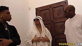 sheik rents black bulls for audrey royal threesome 😈