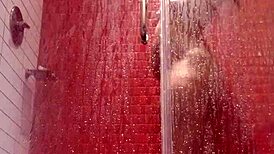 i'm freaky latina masturbating with big cock fetish