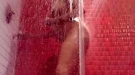 i'm freaky latina masturbating with big cock fetish