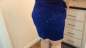 Big ass cheating wife seduces mechanic for blowjob payment?