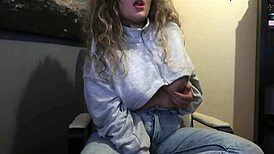 Want to see this curvy girl smoking in tight jeans?