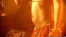 Beautiful indian babe showing off solo 😍