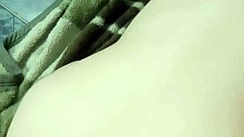 Kijk naar die geile dikke shemale anal dildo open kont!