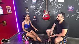 Ninfetinha Pansexual Sits Nicely On Dick For Orgasm 😍