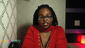 ItsKittyLove Beast And KittyLove Fucking Fan At Photoshoot