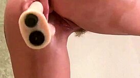 Mia sorellastra arrapata impazzisce DP doccia!