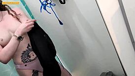Woman shopping for clothes gets fucked in store dressing room