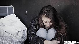 Tw hot best friends Gia Derza and Evelyn Claire dive into pussy licking after steamy kisses.