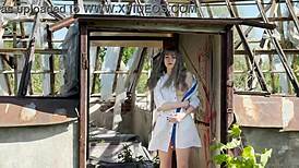 Hey, izle beni bu halka açık parkta çıplak dolaşırken!