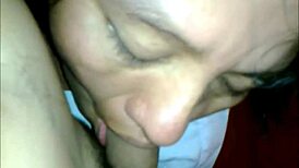 want to see perra chupa pinga?