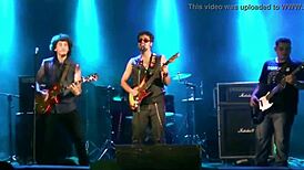 Cinnamon performs rock n roll live on the road