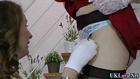 Madura de meias lambe de boa buceta de novinha 18+