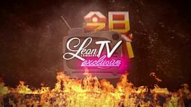 Cewek pesta pakai rok mini godain pake aset telanjang