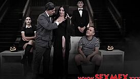 Familia Addams în scenă orgie hardcore sălbatică