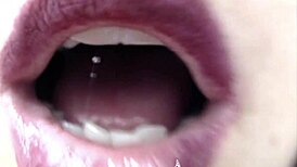 Webcam Slut Shows Off Sexy Hardcore Play