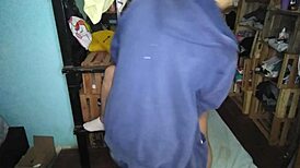 Boyfriend teases girlfriend's ass before doggy