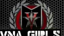 hey, hot blonde nina kayy shaking her big phat ass 😍