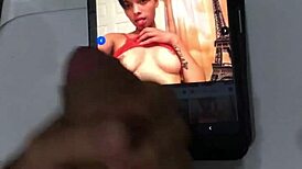 Fiz um tributo de gozo para a linda Linasky69 com suas tetas grandes