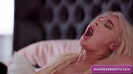 Naughty lesbo sluts Aidra Fox and Evelyn Claire finger and lick wet pussies for wild climaxes