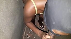 morena novinha mamando funkeiro por 30 reais depois do baile e deixou gravar o sexo anal voyeur