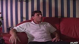 Malou Rounge Plays With Eggs Instead Of Stars