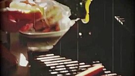 Katie Kush uči McKenzie Lee