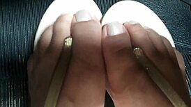 Paty Bumbum Doing Foot Fetish Worship