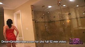 Model House Shoot Reveals Stunning Pussy Close-Up in Jacuzzi Scene