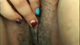 Squirting intensely with hairy pussy bianquinhafox