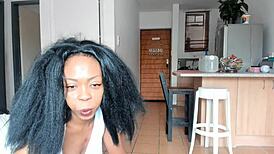 Ebony MILF Teases With Booty Dance In Tight Leggings