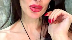 Liza virgin wants to sit on your face and pee