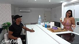 Latina sheila ortega blows real bbc cock in kitchen