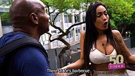 i cant believe belinha takes that big cock in her ass for 50 reais, its so gaping