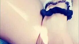 Vanessa Vixon Masturbates On Beach